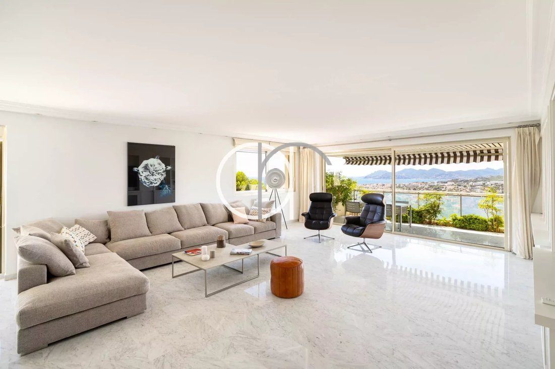 Apartment in Vieux Cannet, Le Cannet, France 1 - 13344978