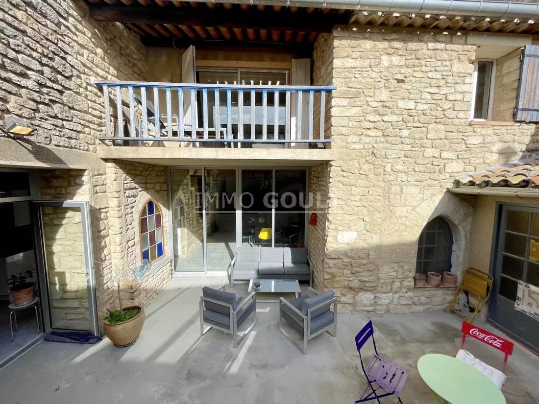 House in Bonnieux, Provence-Alpes-Côte d'Azur, France 2 - 12621878