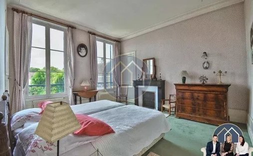 Sale Manor 735 M² 17 Rooms