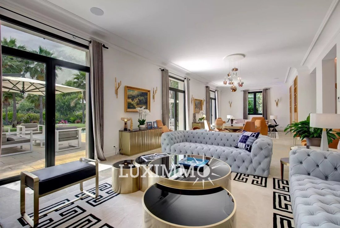 Villa in Mougins, Provence-Alpes-Côte d'Azur, France 3 - 13664828