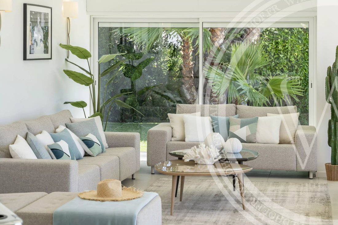 Villa in Cannes, Provence-Alpes-Côte d'Azur, France 4 - 13691081