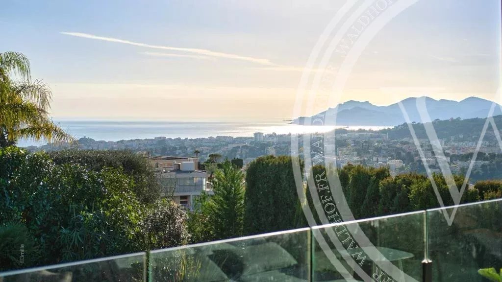 Villa in Cannes, Provence-Alpes-Côte d'Azur, France 3 - 13691188
