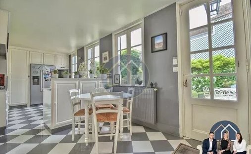 Sale Manor 735 M² 17 Rooms