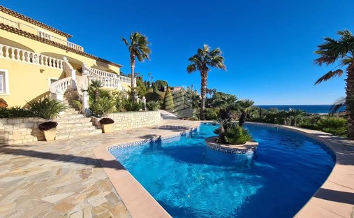 Villa in Montagne des Chèvres, Villeneuve-lès-Avignon, France 1