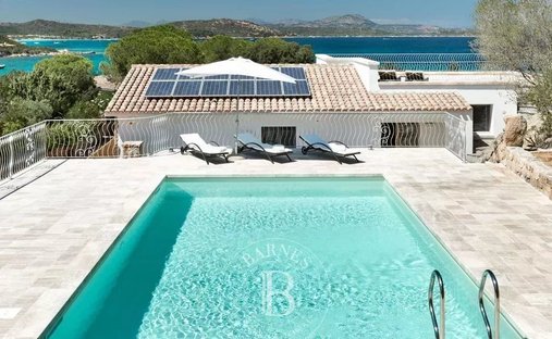 Villa in San Teodoro, Sardinia, Italy 1