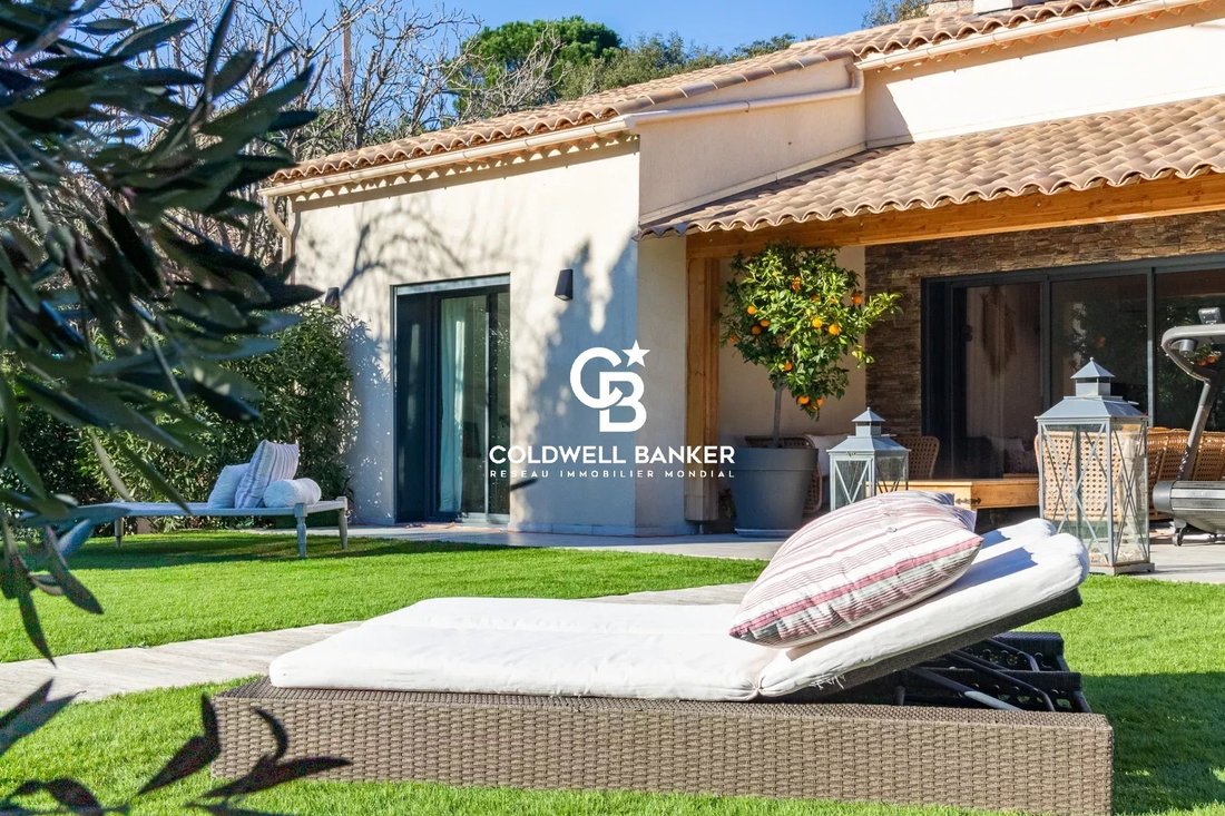 House in Le Luc, Provence-Alpes-Côte d'Azur, France 1 - 14555213