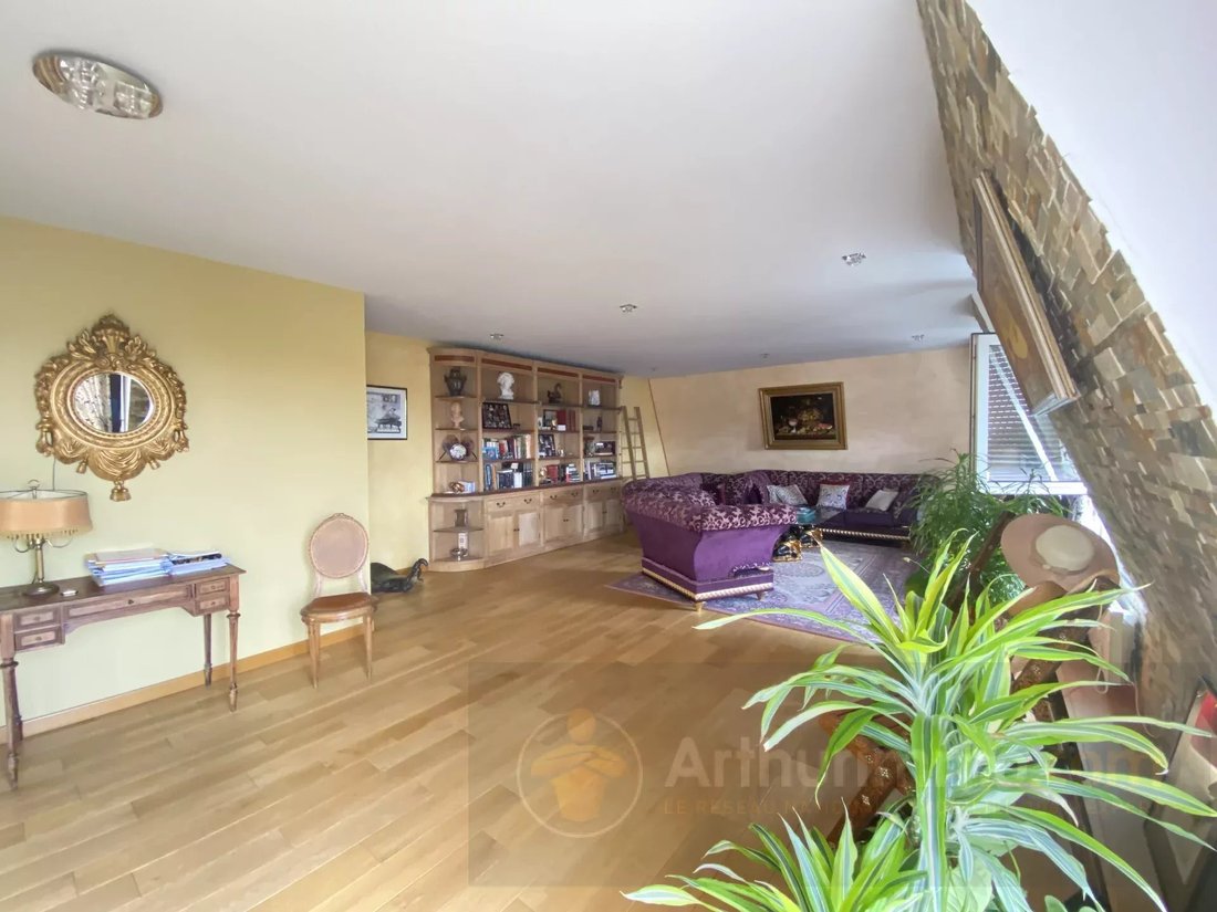 Apartment in Marx Dormoy, Livry-Gargan, France 2 - 12381774