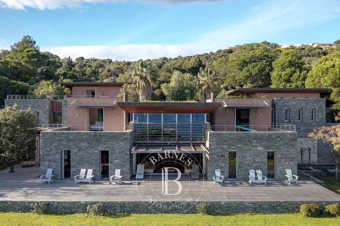 Villa in Porto-Vecchio, Corsica, France 1 - 13790881