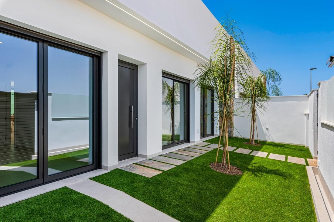 Townhouse in Los Alcazares, Región de Murcia, Spain 5 - 13929469