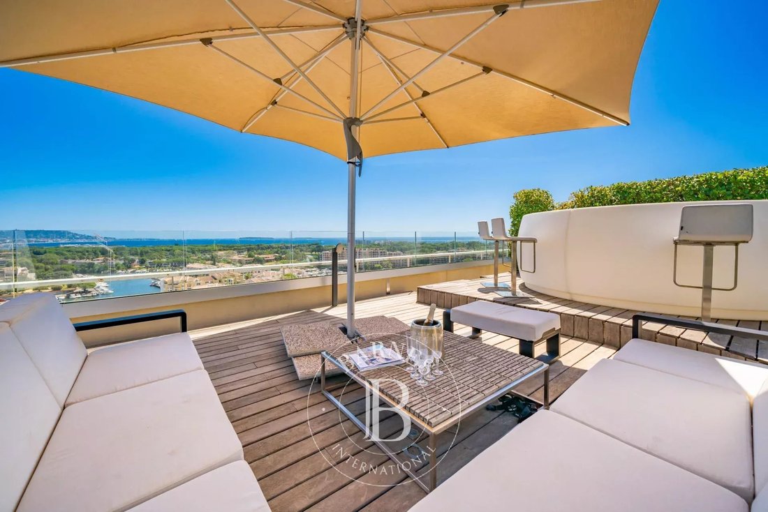Apartment in Mandelieu-la-Napoule, Provence-Alpes-Côte d'Azur, France 4 - 13565636