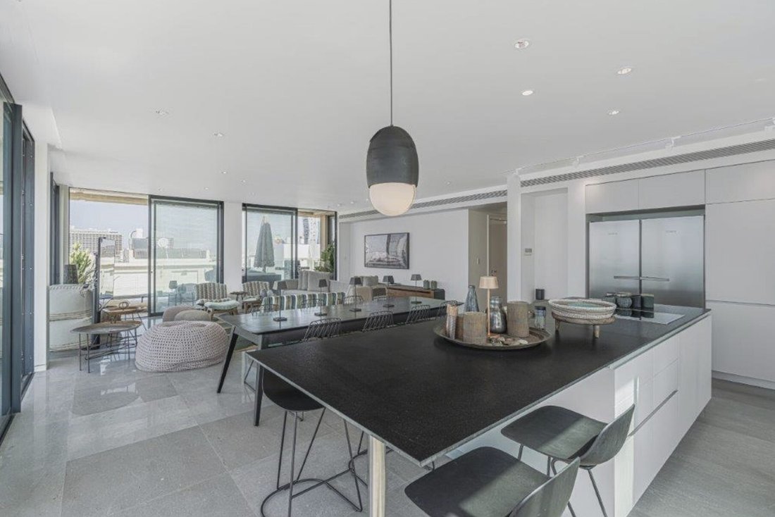 Apartment in Tel Aviv-Yafo, Tel Aviv District, Israel 1 - 14962039