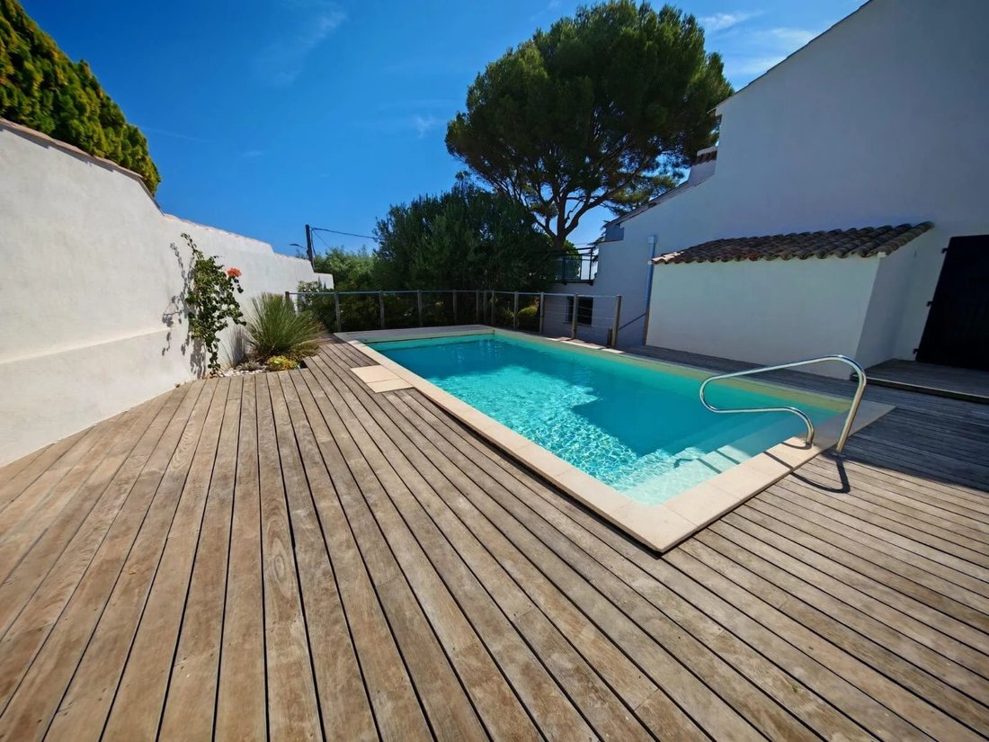 Villa in Les Issambres, Roquebrune-sur-Argens, France 1 - 14960523