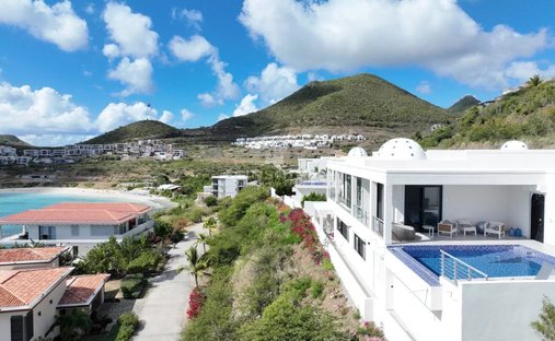 Villa in Cole Bay, Sint Maarten 1