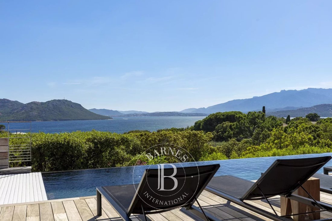 Villa in Lecci, Corsica, France 2 - 12953751