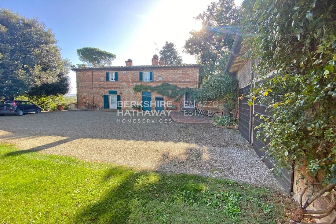 Villa in Foiano della Chiana, Tuscany, Italy 1 - 13843507