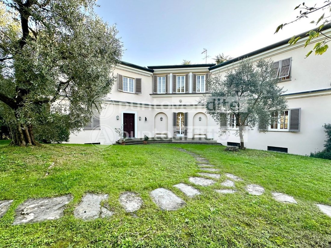 Villa à Zone Monte San Quirico - Sant'Alessio, Lucques, Toscane 1 - 14961252