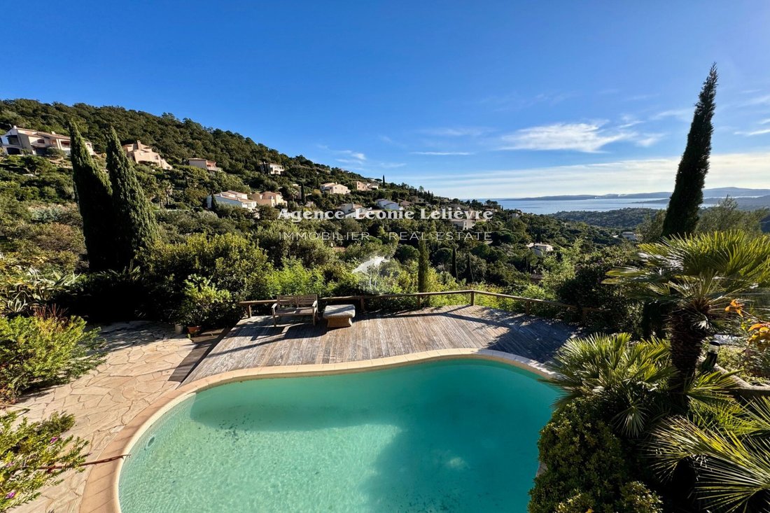 Villa in Les Issambres, Roquebrune-sur-Argens, France 4 - 14960692