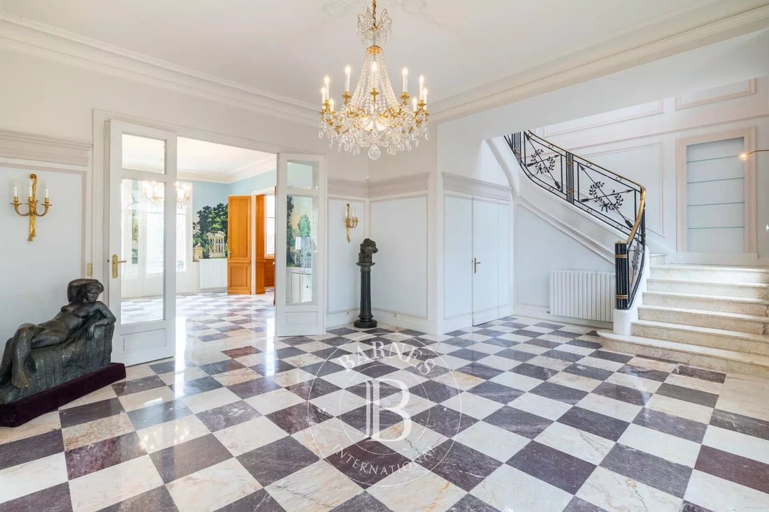 House in Pontel, Saint-Germain-en-Laye, France 2 - 14358097