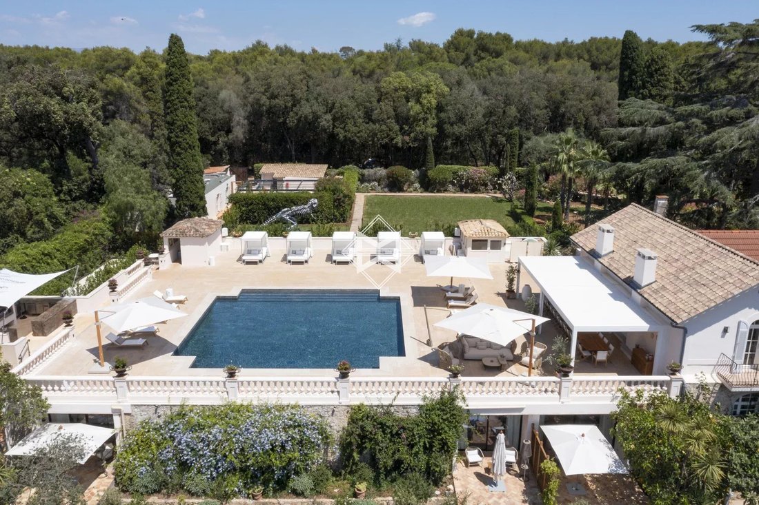 Villa a Font de Veyre, Cannes, Francia 2 - 12379918