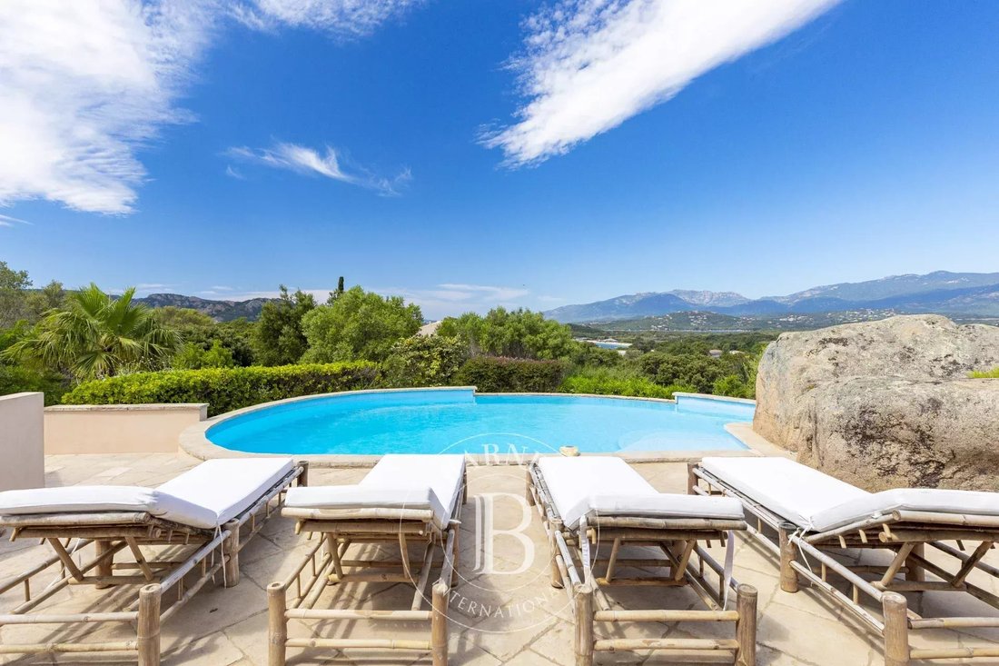 Villa in Lecci, Corsica, France 2 - 12953253