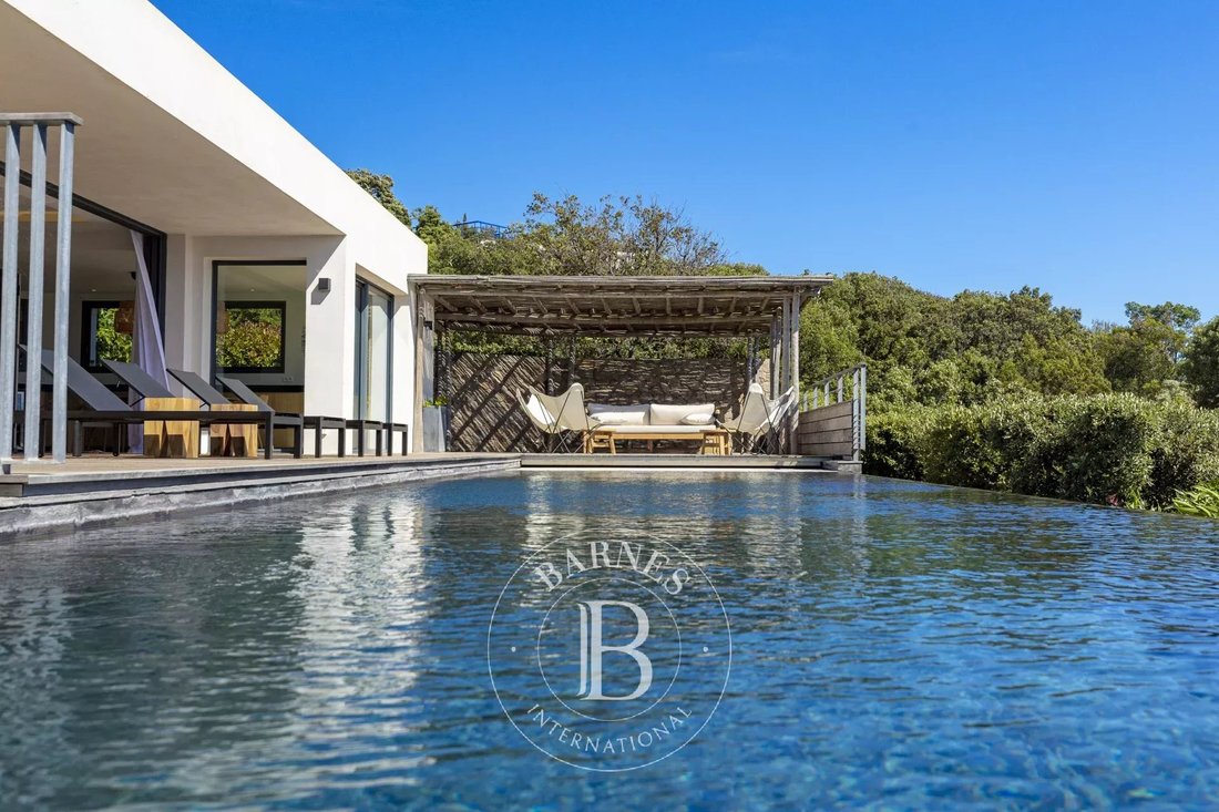 Villa in Lecci, Corsica, France 4 - 12953751