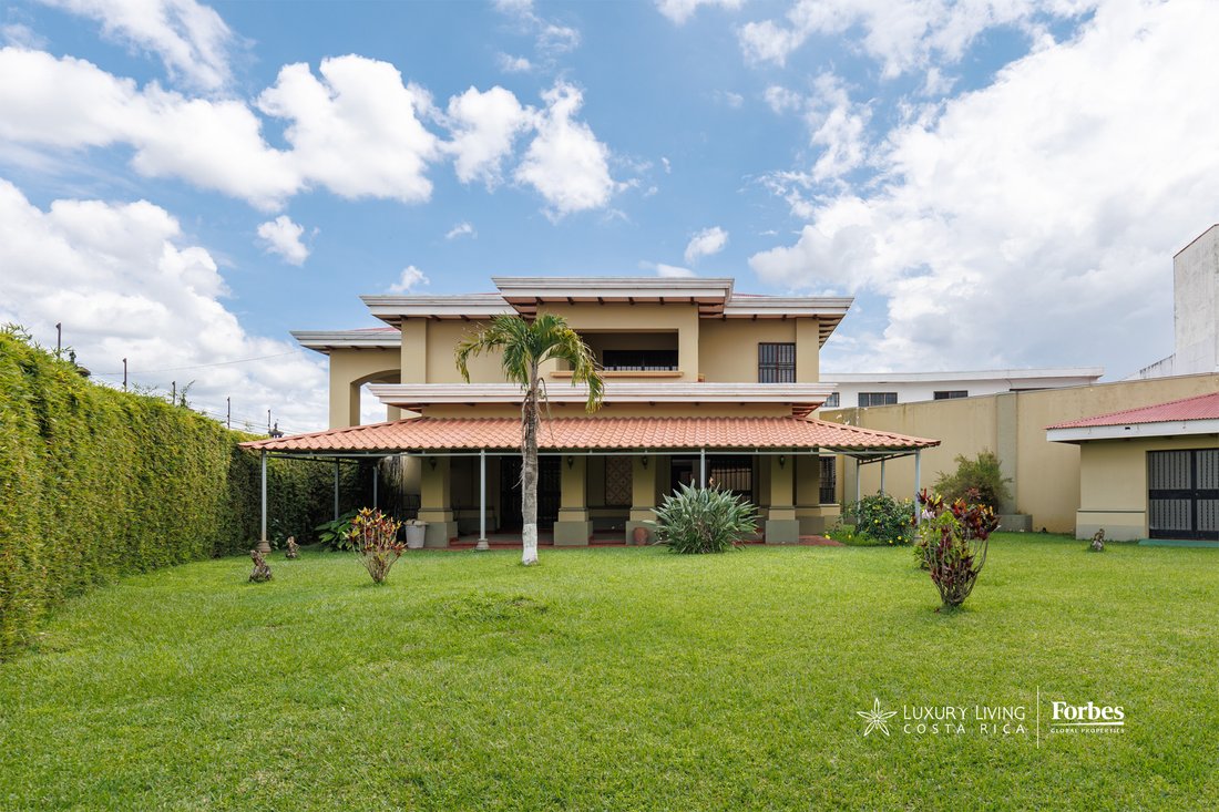 House in Cinco Esquinas, San José Province, Costa Rica 1 - 14962883