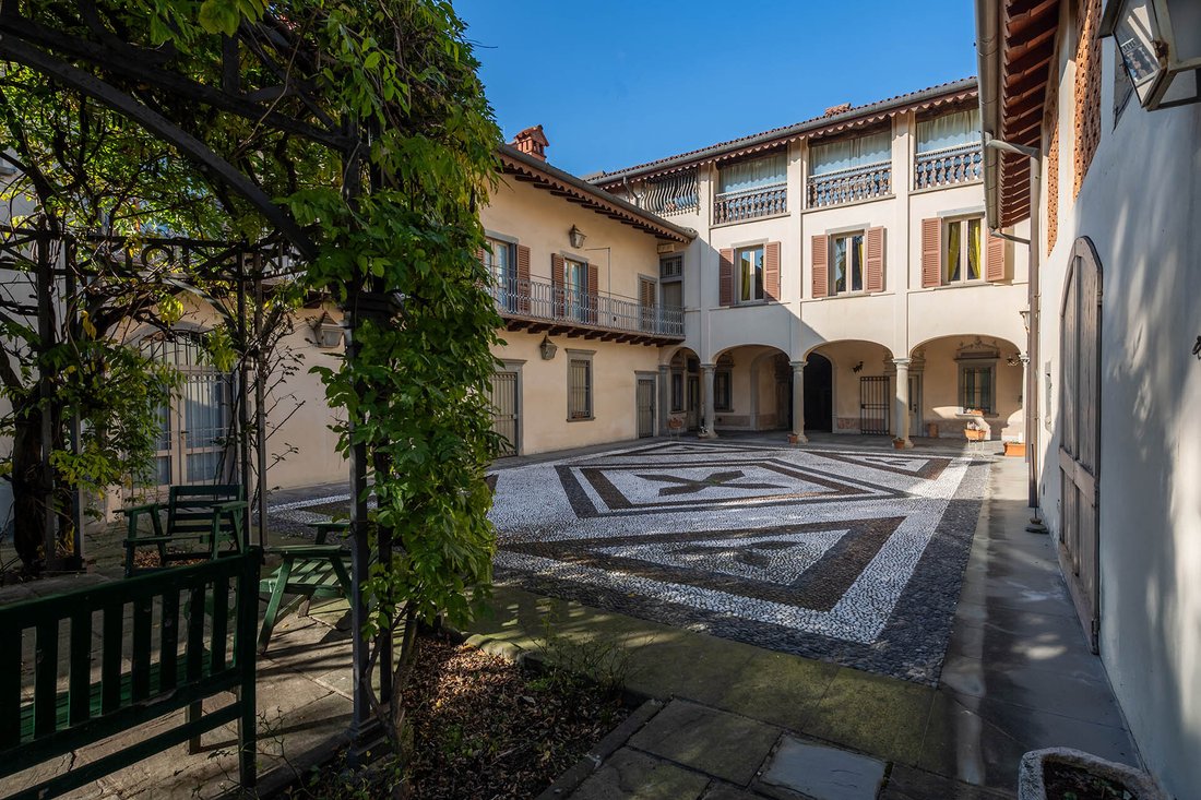 Villa in Mapello, Lombardy, Italy 2 - 14962645