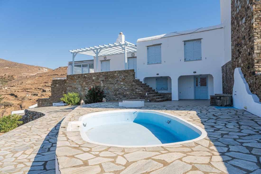 House in Tinos, Aegean, Greece 3 - 14962581