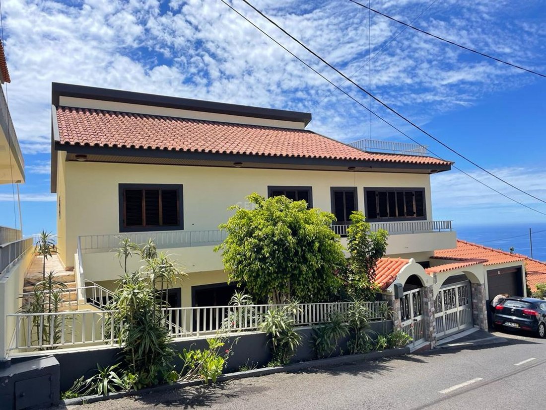 Villa in Arco da Calheta, Autonome Region Madeira, Portugal 3 - 14962648