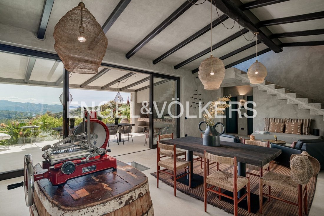 Villa in San Pantaleo, Olbia, Italy 4 - 14959200