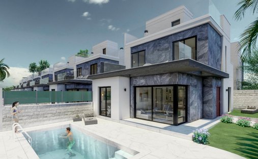 Villa in Pilar de la Horadada, Valencian Community, Spain 1