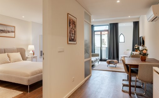 Apartment in Cedofeita, Santo Ildefonso, Se, Miragaia, Sao Nicolau e Vitoria, Porto District, Portugal 1