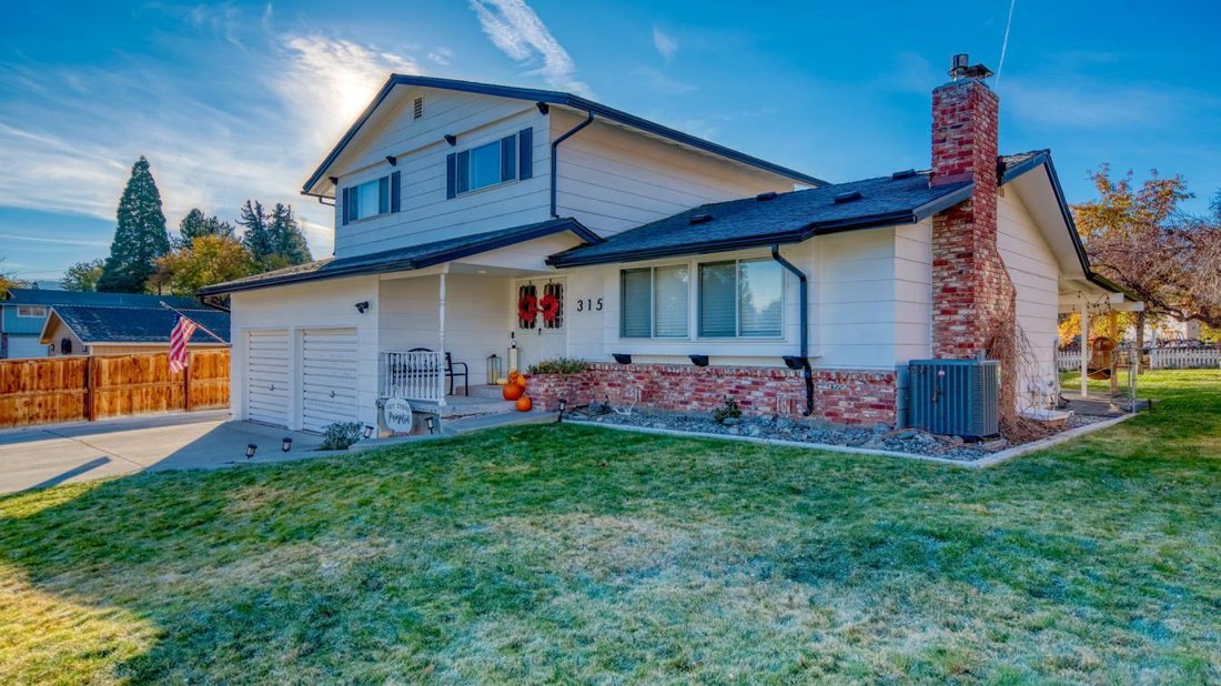 House in Reno, Nevada, United States 1 - 14955571