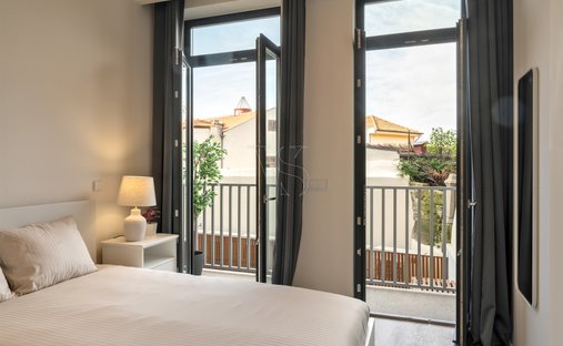 Apartment in Cedofeita, Santo Ildefonso, Se, Miragaia, Sao Nicolau e Vitoria, Porto District, Portugal 1