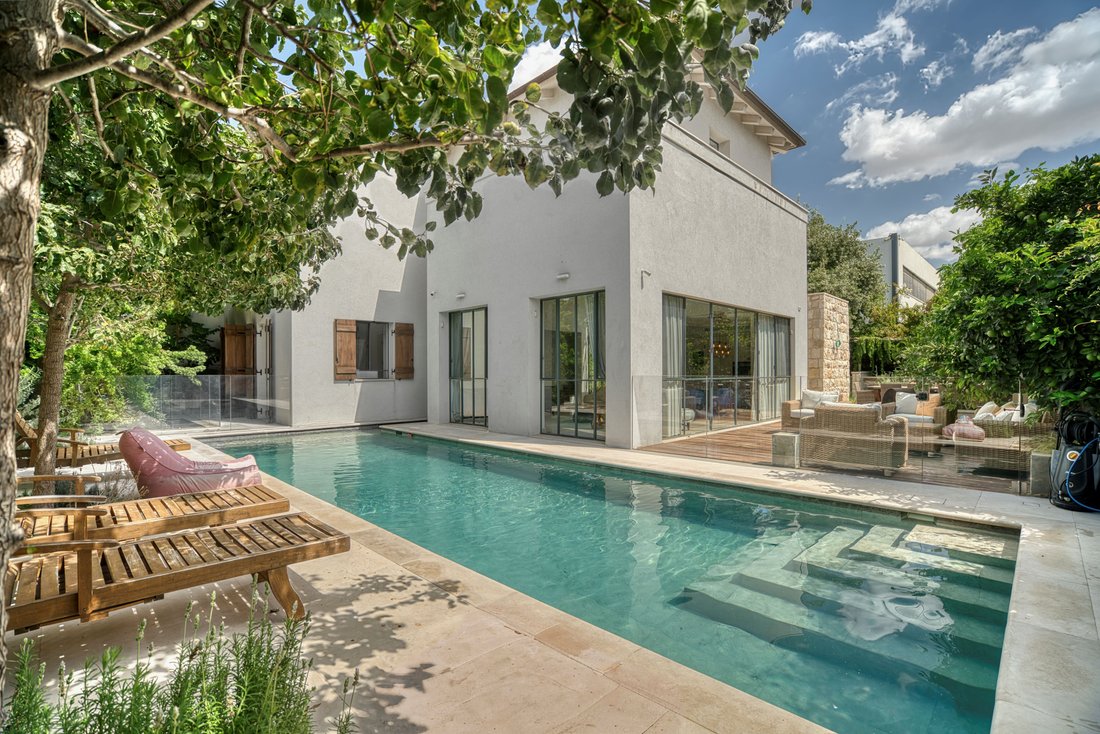 House in Savyon, Center District, Israel 3 - 14962604