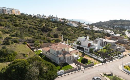 Villa in Olhos de Agua, Algarve, Portugal 1