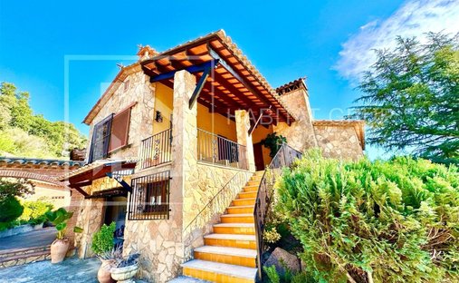 Chalet in Santa Cristina d'Aro, Katalonien, Spanien 1