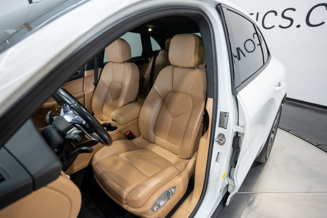 Suv in Saint Louis, MO, United States 3 - 14947702