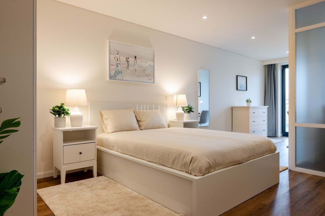 Apartment in Cedofeita, Santo Ildefonso, Se, Miragaia, Sao Nicolau e Vitoria, Porto District, Portugal 3 - 14445329