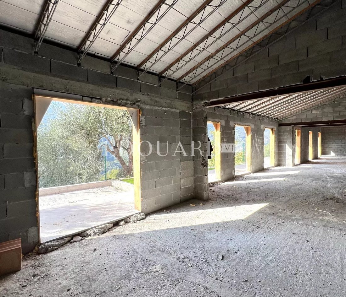 Estate in Castellar, Provence-Alpes-Côte d'Azur, France 3 - 12302929