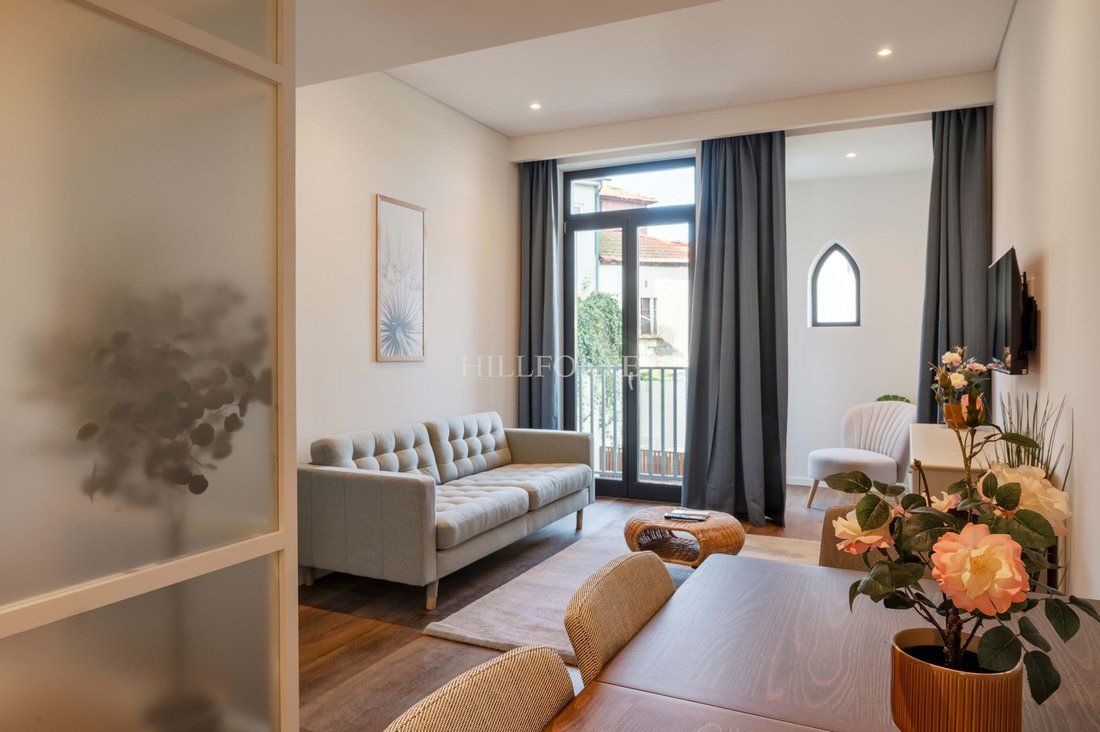 Apartment in Cedofeita, Santo Ildefonso, Se, Miragaia, Sao Nicolau e Vitoria, Porto District, Portugal 2 - 14445292