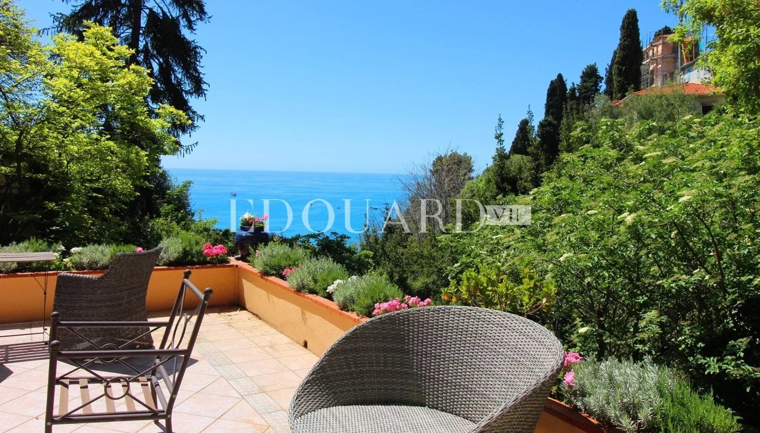 Villa in Village-Cros de Caste-Coupiere-Mont Gros, Roquebrune-Cap-Martin, France 1 - 12196142