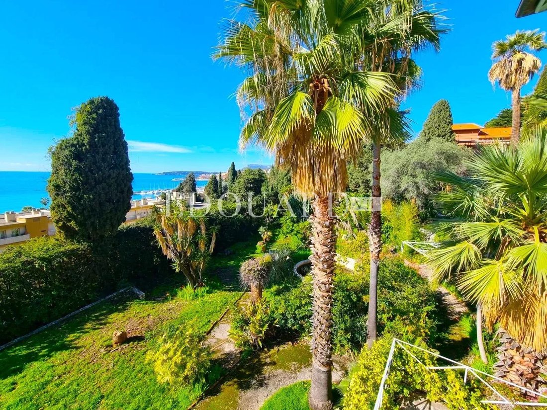 Estate in French Riviera, Provence-Alpes-Côte d'Azur, France 4 - 14624246