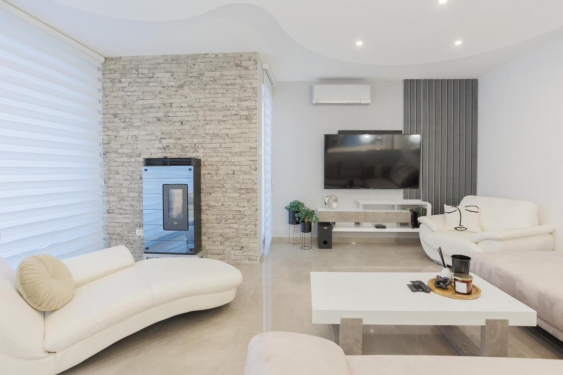 Apartment in Strozanac Donji, Split-Dalmatia County, Croatia 2 - 14964884