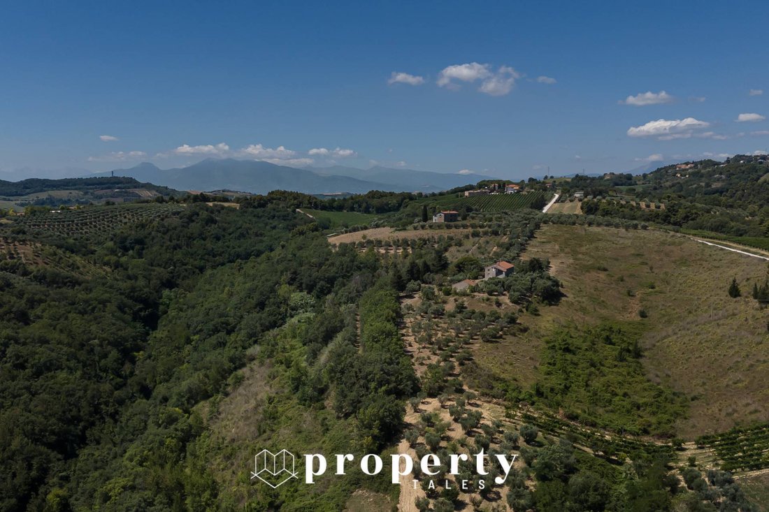 Country House in Ripatransone, Marche, Italy 4 - 14964904