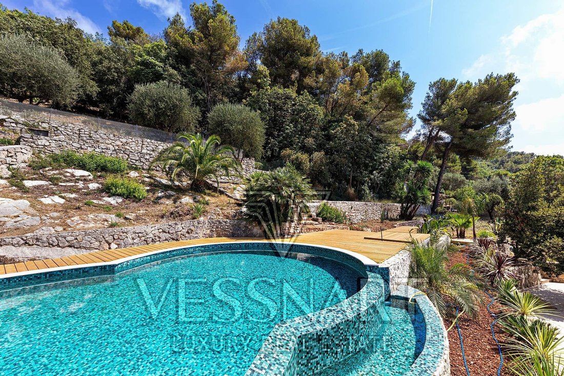 Villa in Nice, Provence-Alpes-Côte d'Azur, France 3 - 14964717