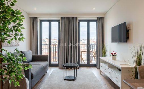 Apartment in Cedofeita, Santo Ildefonso, Se, Miragaia, Sao Nicolau e Vitoria, Porto District, Portugal 1
