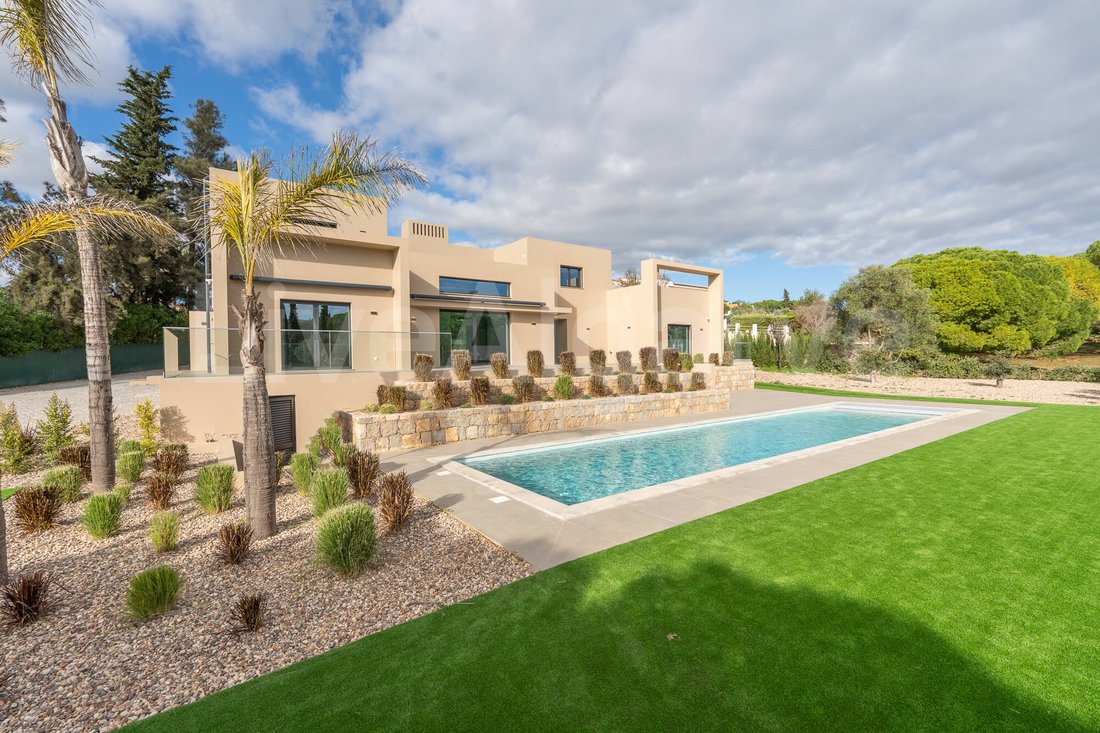 Villa in Lagoa e Carvoeiro, Algarve, Portugal 2 - 14966073