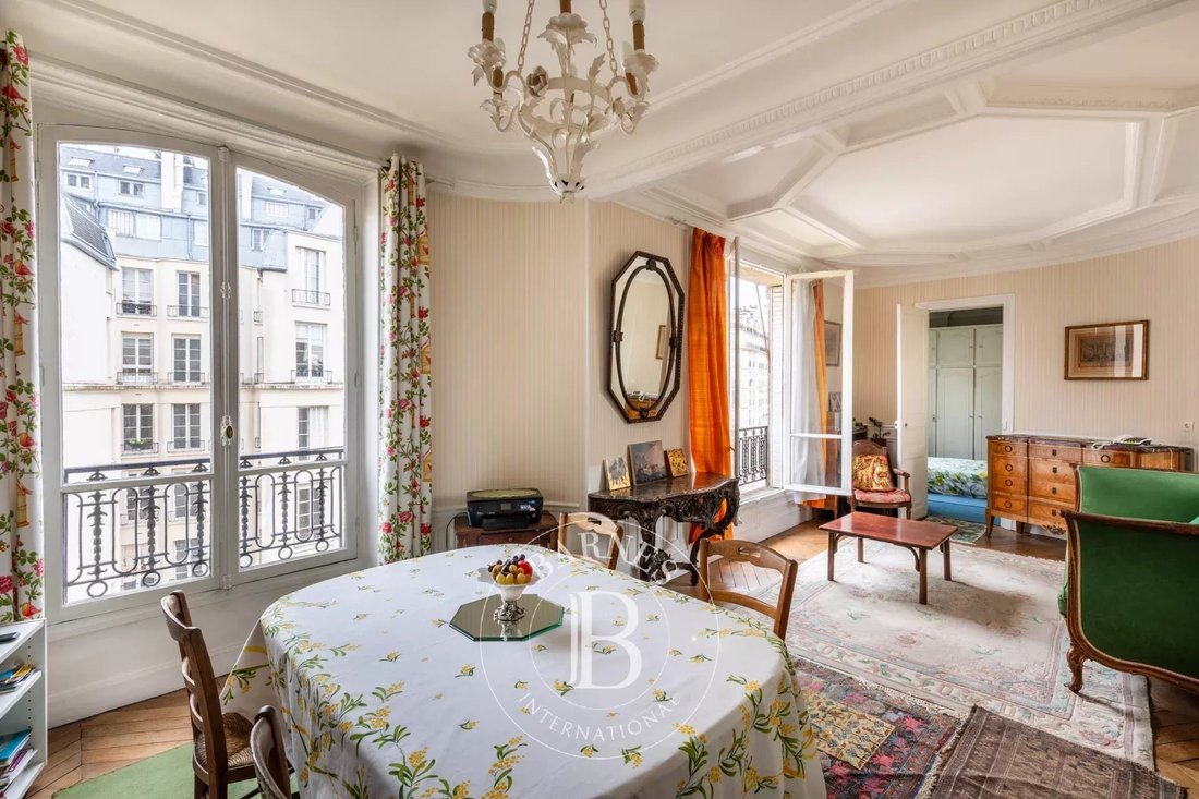 Apartment in Muette Nord, Paris 16e Arrondissement, Paris 1 - 14966718