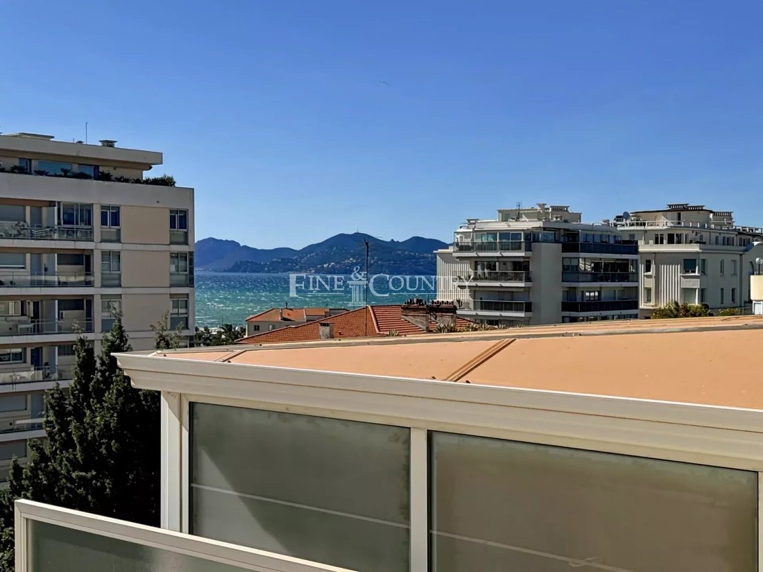 Apartment in Cannes, Provence-Alpes-Côte d'Azur, France 2 - 14966622